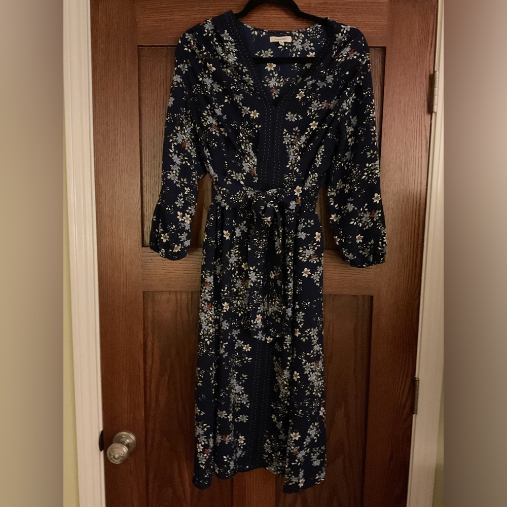Max Studio Navy Blue Floral Midi Dress Long Sleeve Tie Waist Medium